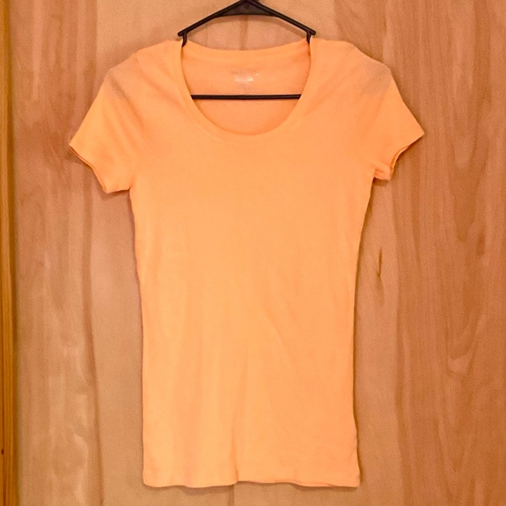 Merona Women's Orange Sherbet  Round Neck Ultimate Tee - NWT